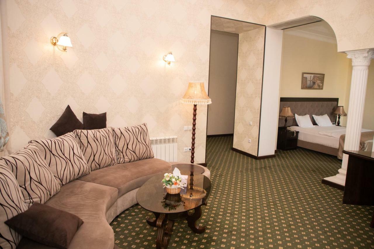 Gloria Hotel Tasjkent Eksteriør billede